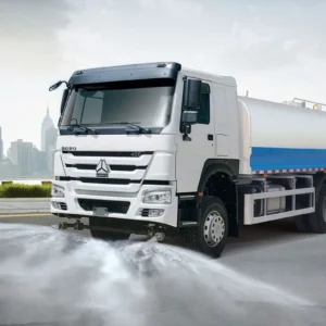 HOWO Water Tanker